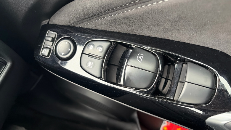 Nissan Juke 1.0 DiG-T 114 Tekna+ 5dr Petrol Hatchback